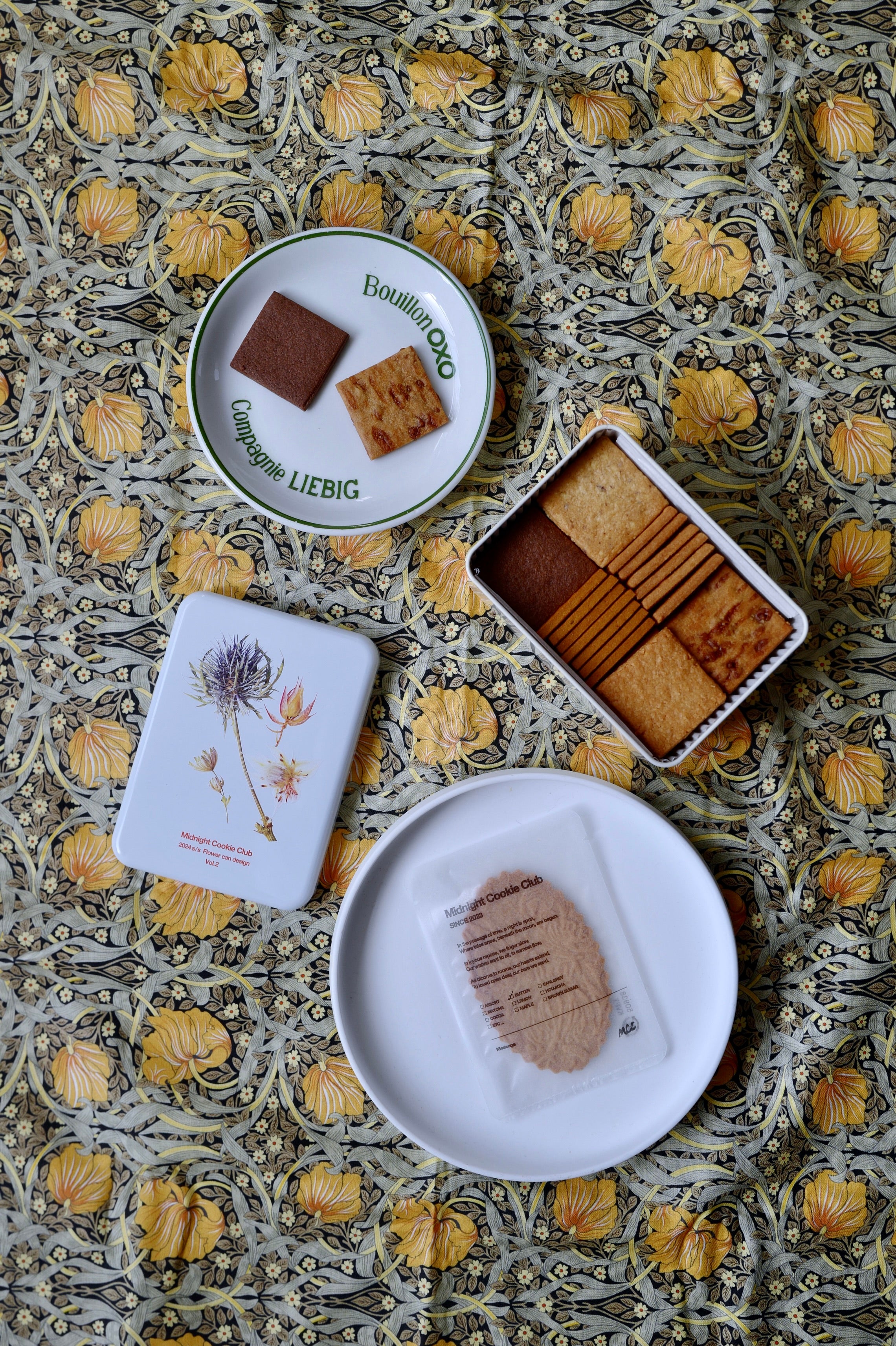 MCC 6種クッキー缶 – Zucca