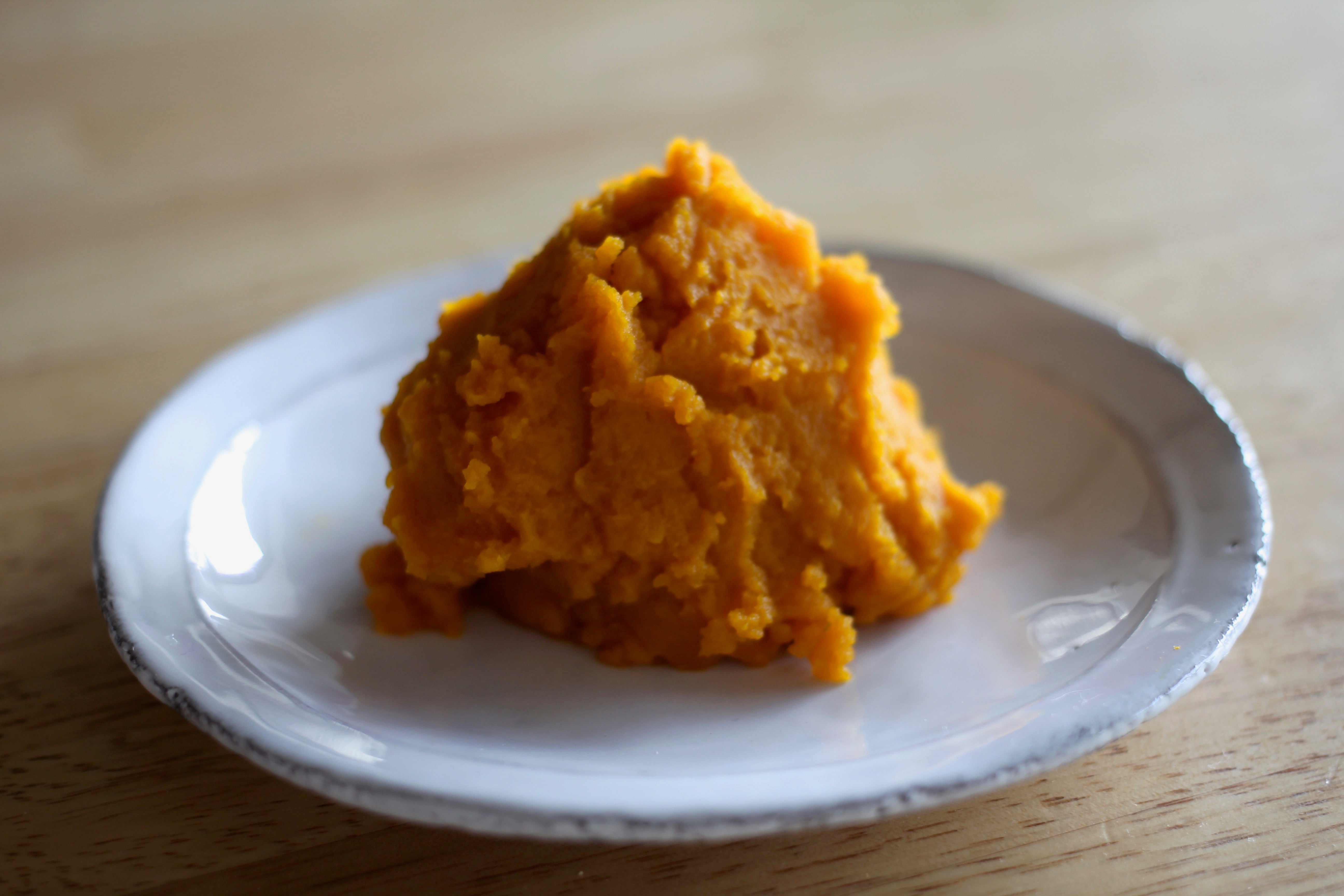 北海道栗山町産 栗マロンかぼちゃのペースト（冷凍）